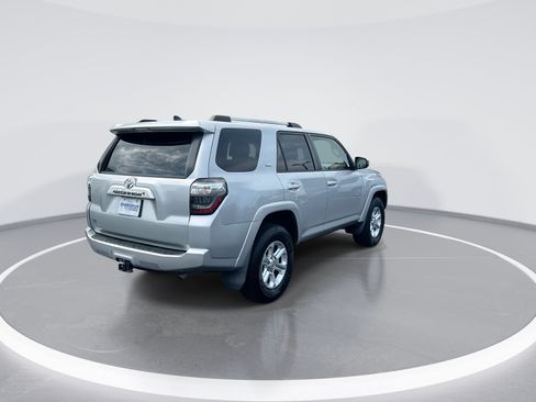 Used 2021 Toyota 4Runner SR5 RWD image 9