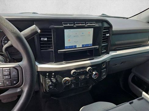 Used 2024 Ford F250 XLT w/ FX4 Off-Road Package AWD/4WD image 10
