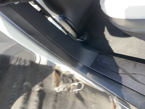 Used 2017 Tesla Model X P100D image 19