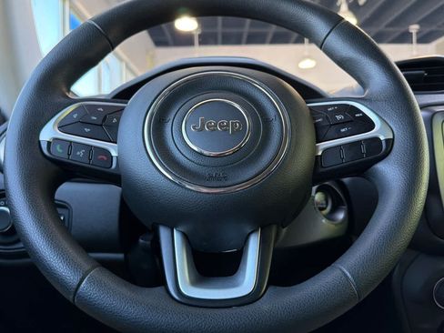 Used 2019 Jeep Renegade Sport w/ Sport Appearance Group AWD/4WD image 25