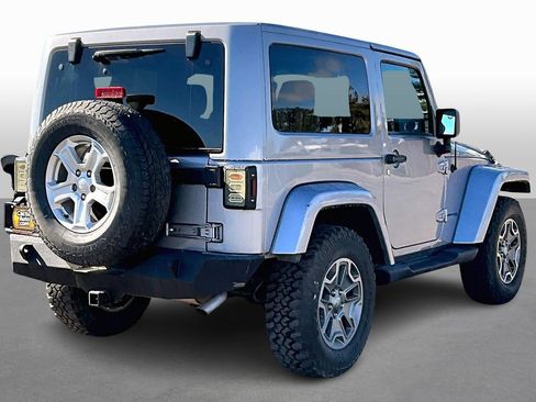 Used 2018 Jeep Wrangler Sahara w/ Connectivity Group image 2