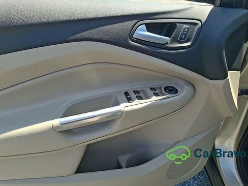 Used 2018 Ford Escape SEL AWD/4WD image 12