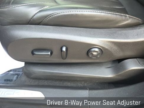 Used 2020 Buick Envision Essence FWD image 35