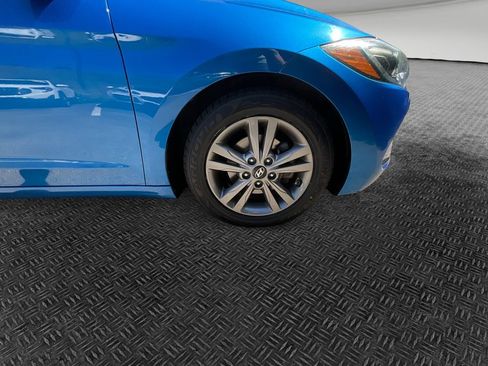 Used 2017 Hyundai Elantra Value Edition w/ Cargo Package FWD image 11