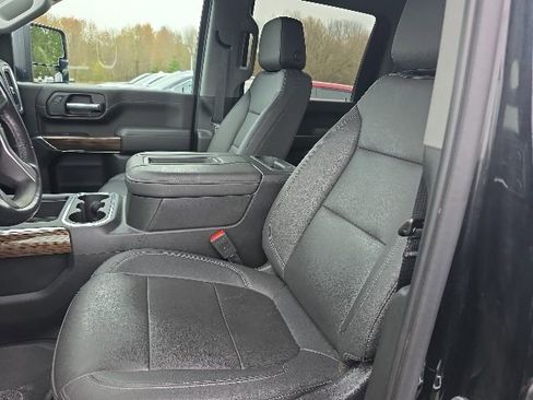 Used 2022 Chevrolet Silverado 2500 LT w/ Midnight Edition AWD/4WD image 9