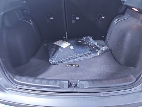 New 2025 Nissan Kicks Play S image 21