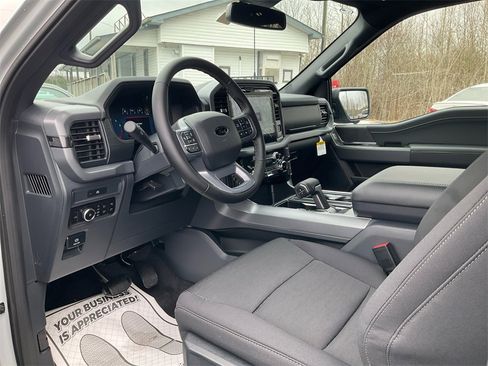 New 2025 Ford F150 XLT w/ Equipment Group 302A MID image 15