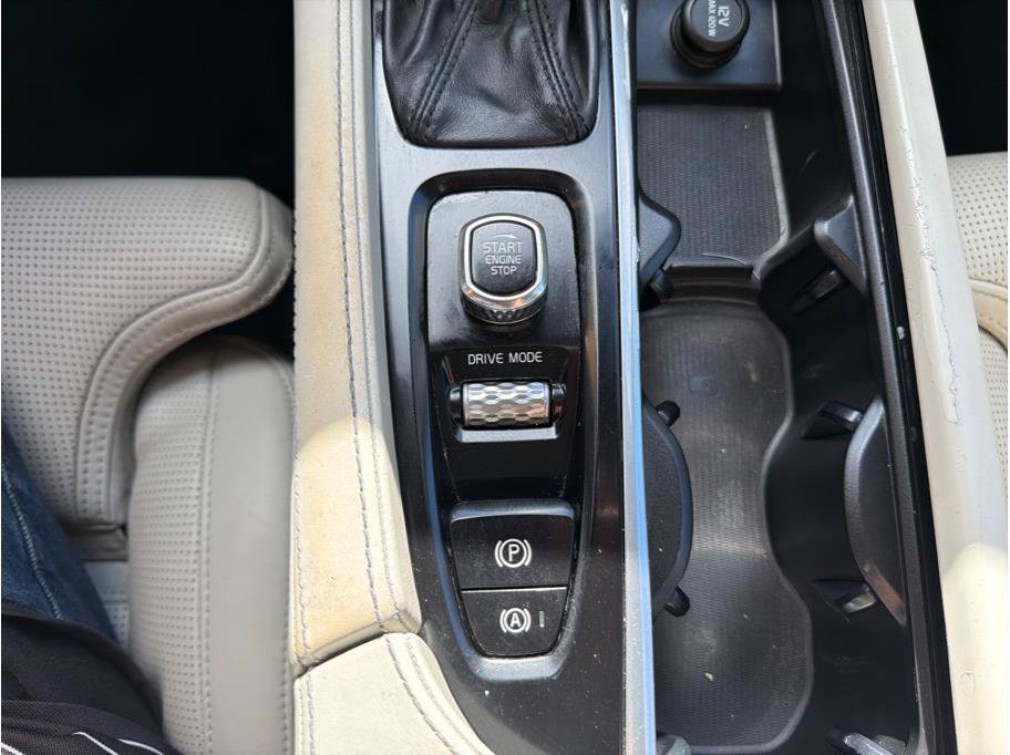 Used 2019 Volvo XC90 T6 Inscription w/ Advanced Package AWD/4WD image 17