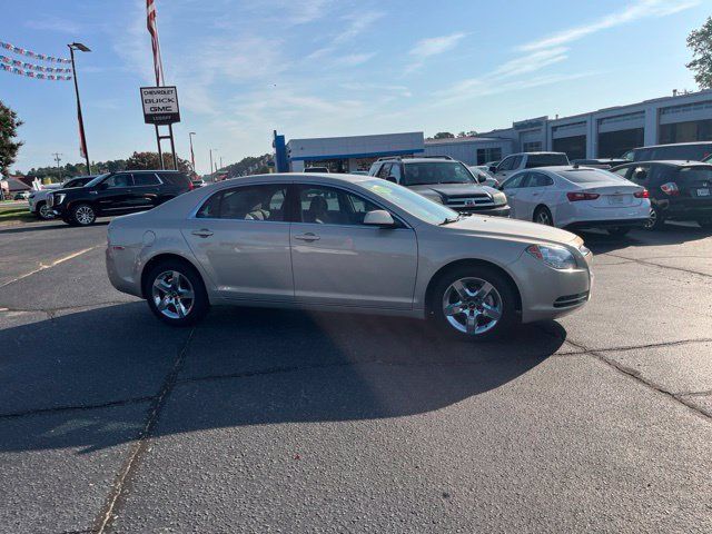 Used 2010 Chevrolet Malibu LT w/ Power Convenience Package FWD image 2
