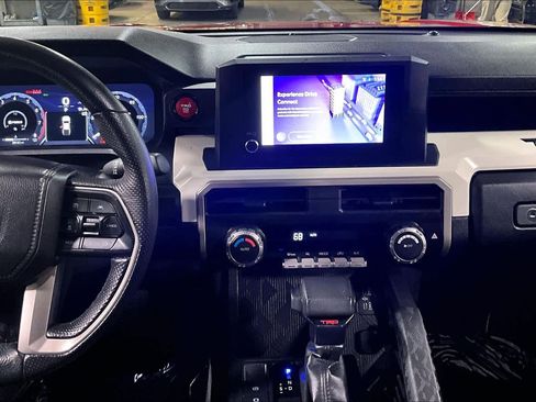 Used 2024 Toyota Tacoma TRD Off-Road image 7