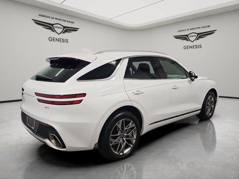 Used 2025 Genesis GV70 2.5T w/ Advanced Package AWD/4WD image 5