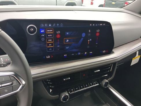 New 2026 Chevrolet Suburban LS AWD/4WD image 33
