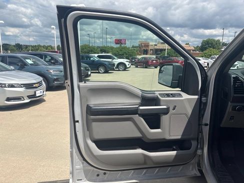 Used 2019 Ford F150 XLT AWD/4WD image 9