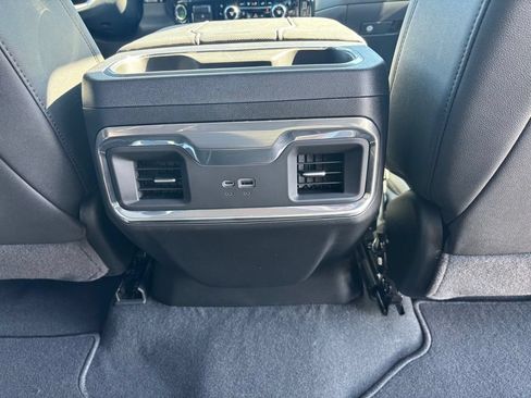 Used 2026 GMC Sierra 1500 SLT w/ SLT Convenience Package AWD/4WD image 32