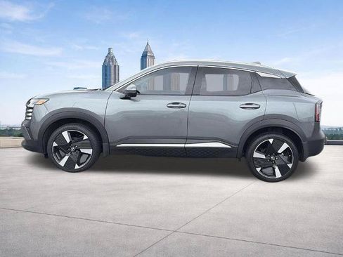 Certified 2025 Nissan Kicks SR w/ SR Premium Package FWD image 2