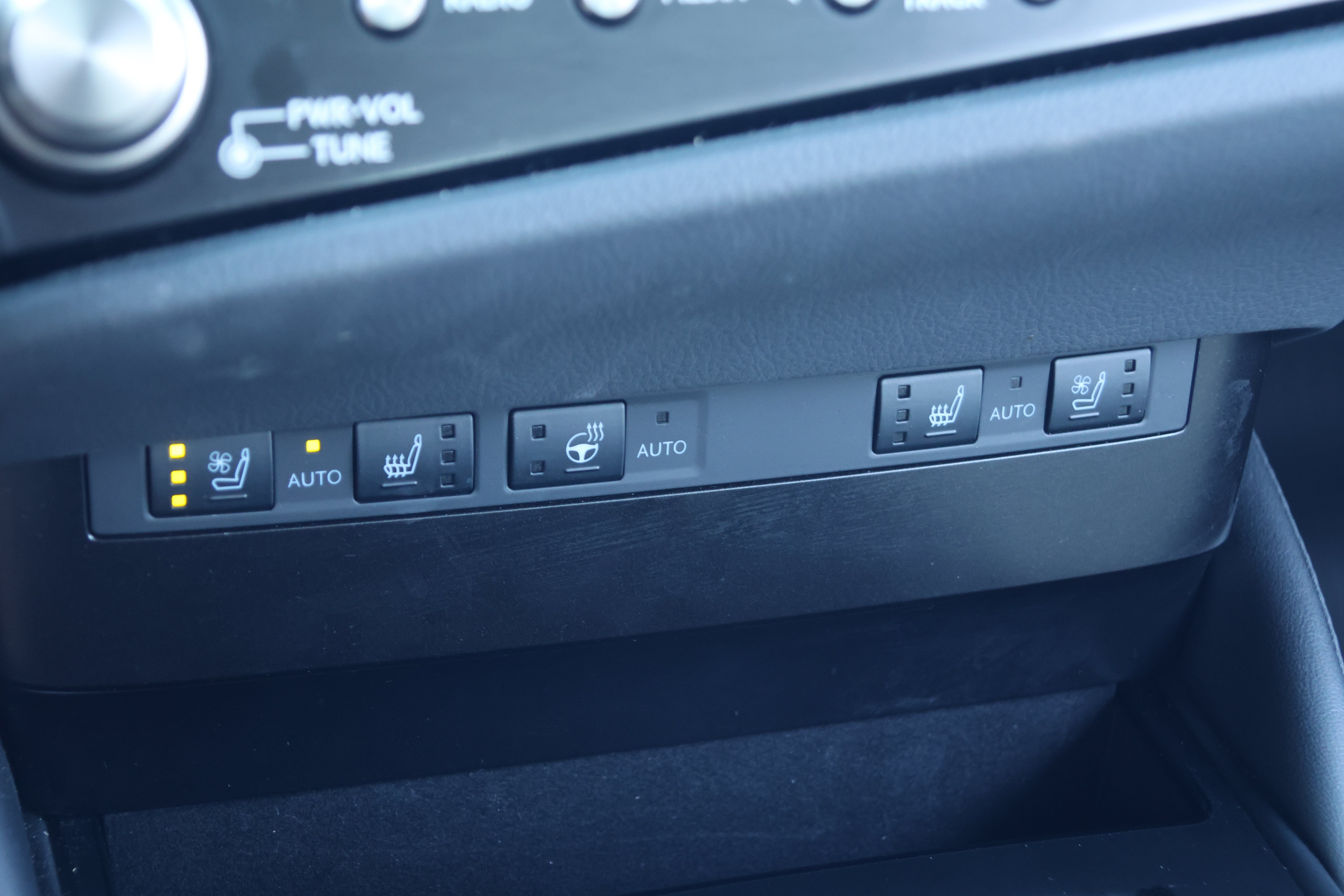 Certified 2025 Lexus ES 350 w/ Premium Package FWD image 22