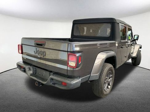 Used 2024 Jeep Gladiator Sport image 13