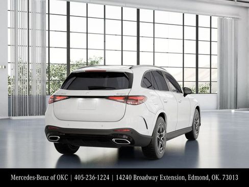 Used 2026 Mercedes-Benz GLC 300 4MATIC image 23