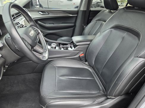 Certified 2022 Jeep Grand Cherokee L Limited RWD image 22