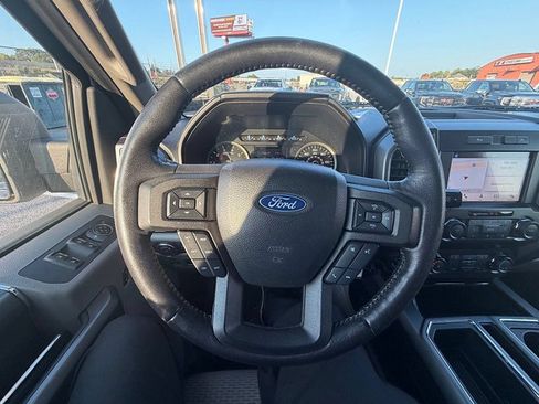 Used 2019 Ford F150 XLT w/ Equipment Group 302A Luxury AWD/4WD image 37
