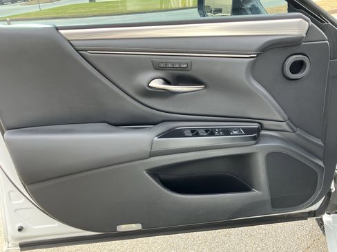 Used 2020 Lexus ES 350 F Sport w/ Accessory Package image 14