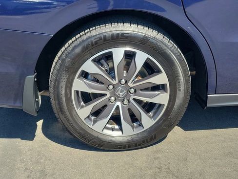 Certified 2024 Honda Odyssey EX-L image 6