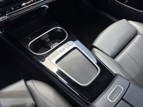 Used 2025 Mercedes-Benz CLA 250 image 27