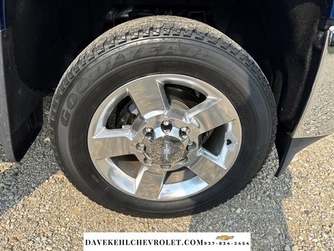 Used 2017 Chevrolet Silverado 2500 LTZ w/ Vortec Plus Package AWD/4WD image 42