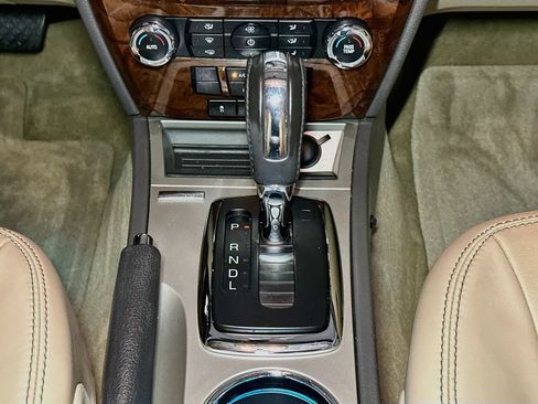 Used 2010 Ford Fusion SEL FWD image 14