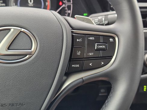 Used 2025 Lexus ES 350 Premium w/ Premium Package FWD image 28