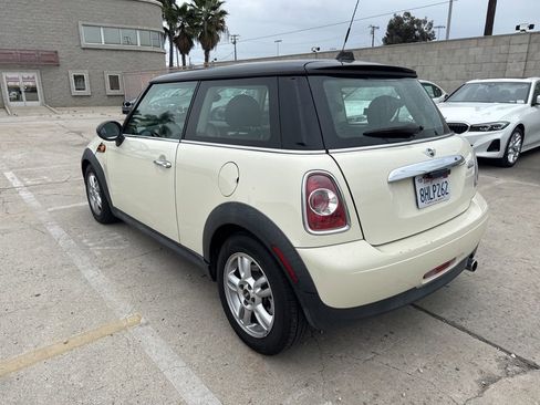 Used 2013 MINI Cooper Hardtop image 3