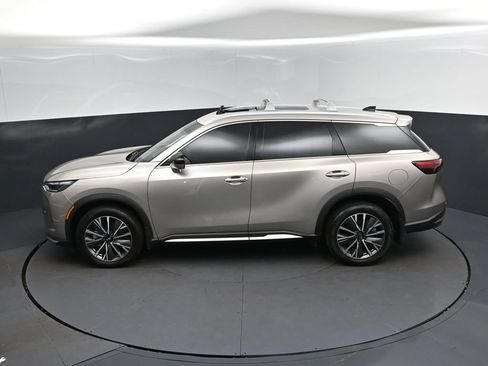 Certified 2026 INFINITI QX60 Luxe w/ Cargo Package AWD/4WD image 33