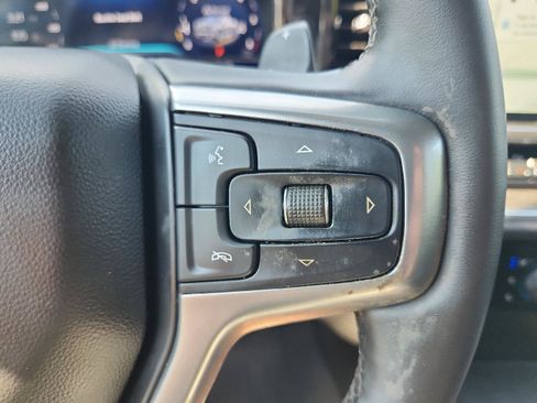 Used 2024 Chevrolet Silverado 1500 LTZ AWD/4WD image 27