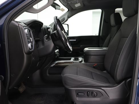Used 2021 GMC Sierra 2500 SLE w/ X31 Off-Road Package AWD/4WD image 8