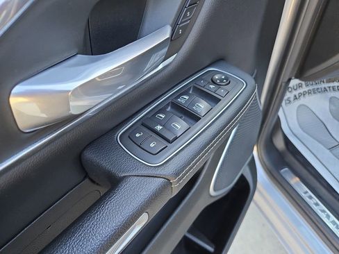 Certified 2020 RAM 1500 Laramie image 13