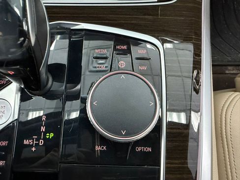 Used 2019 BMW X5 xDrive40i w/ M Sport Package image 48