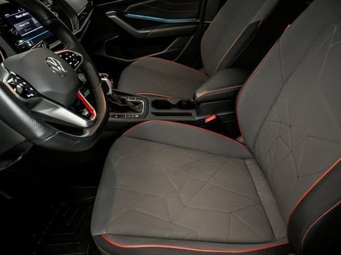 Used 2024 Volkswagen Jetta GLI 40th Anniversary Edition image 11