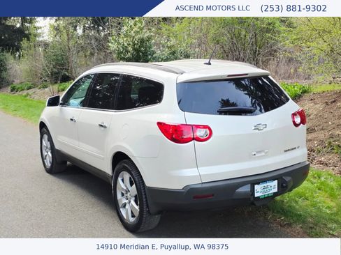 Used 2012 Chevrolet Traverse LT w/ All-Star Edition image 3