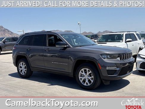 Used 2022 Jeep Grand Cherokee Limited AWD/4WD image 1