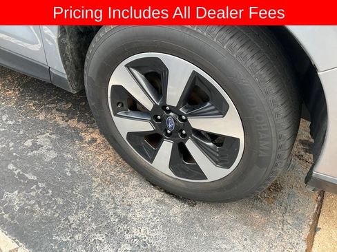 Used 2018 Subaru Forester 2.5i Limited AWD/4WD image 2