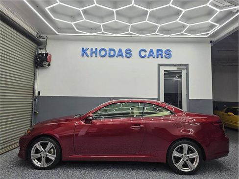 Used 2014 Lexus IS 250C w/ Navigation System Package RWD image 1