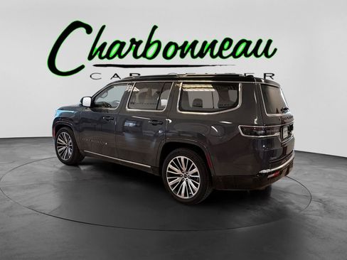 Used 2024 Jeep Grand Wagoneer Series III AWD/4WD image 3