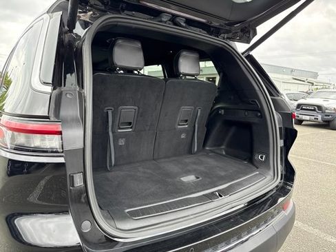 Used 2024 Jeep Grand Cherokee L Limited w/ Luxury Tech Group II AWD/4WD image 14