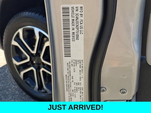 Used 2023 Jeep Compass Limited w/ Sun and Sound Group AWD/4WD image 26