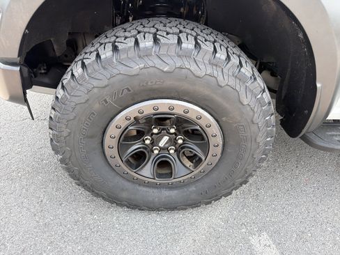 Used 2023 Ford F150 Raptor AWD/4WD image 11