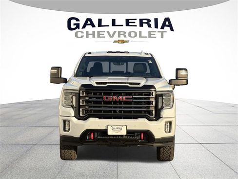 Certified 2022 GMC Sierra 2500 AT4 w/ AT4 Premium Plus Package image 3