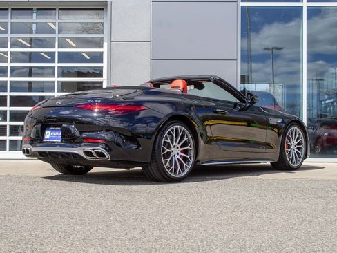 Used 2022 Mercedes-Benz SL 55 AMG 4MATIC image 10