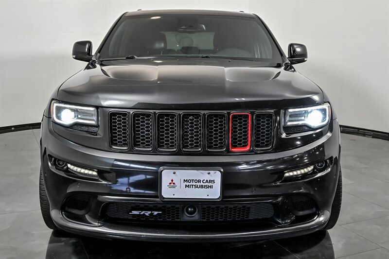 Used 2014 Jeep Grand Cherokee SRT8 w/ Luxury Group II AWD/4WD image 4
