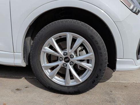 Used 2023 Audi Q3 2.0T Premium Plus w/ Premium Plus Package image 13