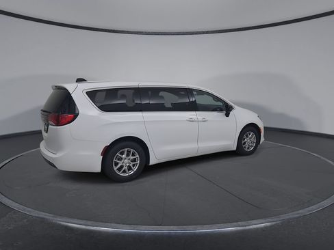 New 2027 Chrysler Pacifica LX FWD image 14